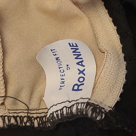 Perfection Fit by Roxanne 1960s Textured Black One Piece Bathing Suit - Picture 7 of 12